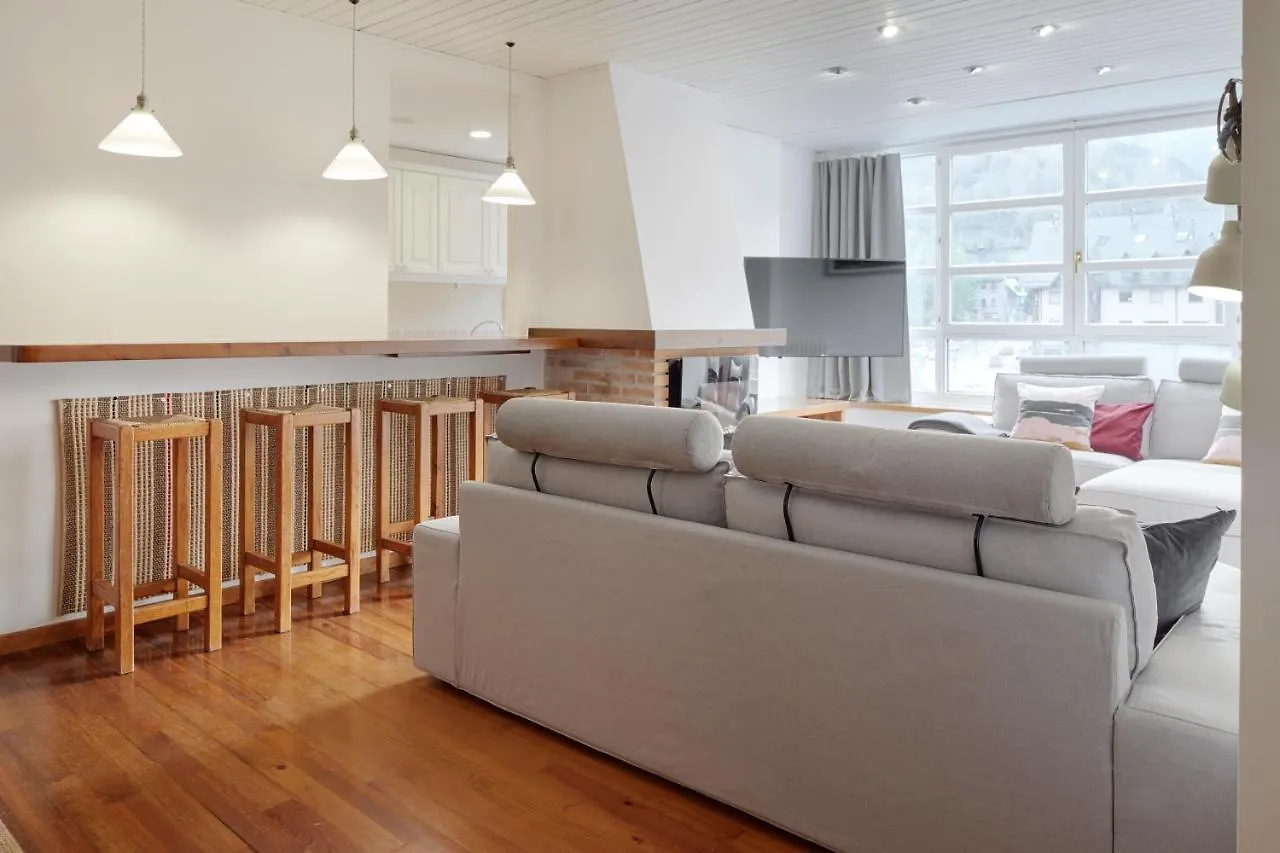 Comets By Feelfree Rentals Vielha Apartman